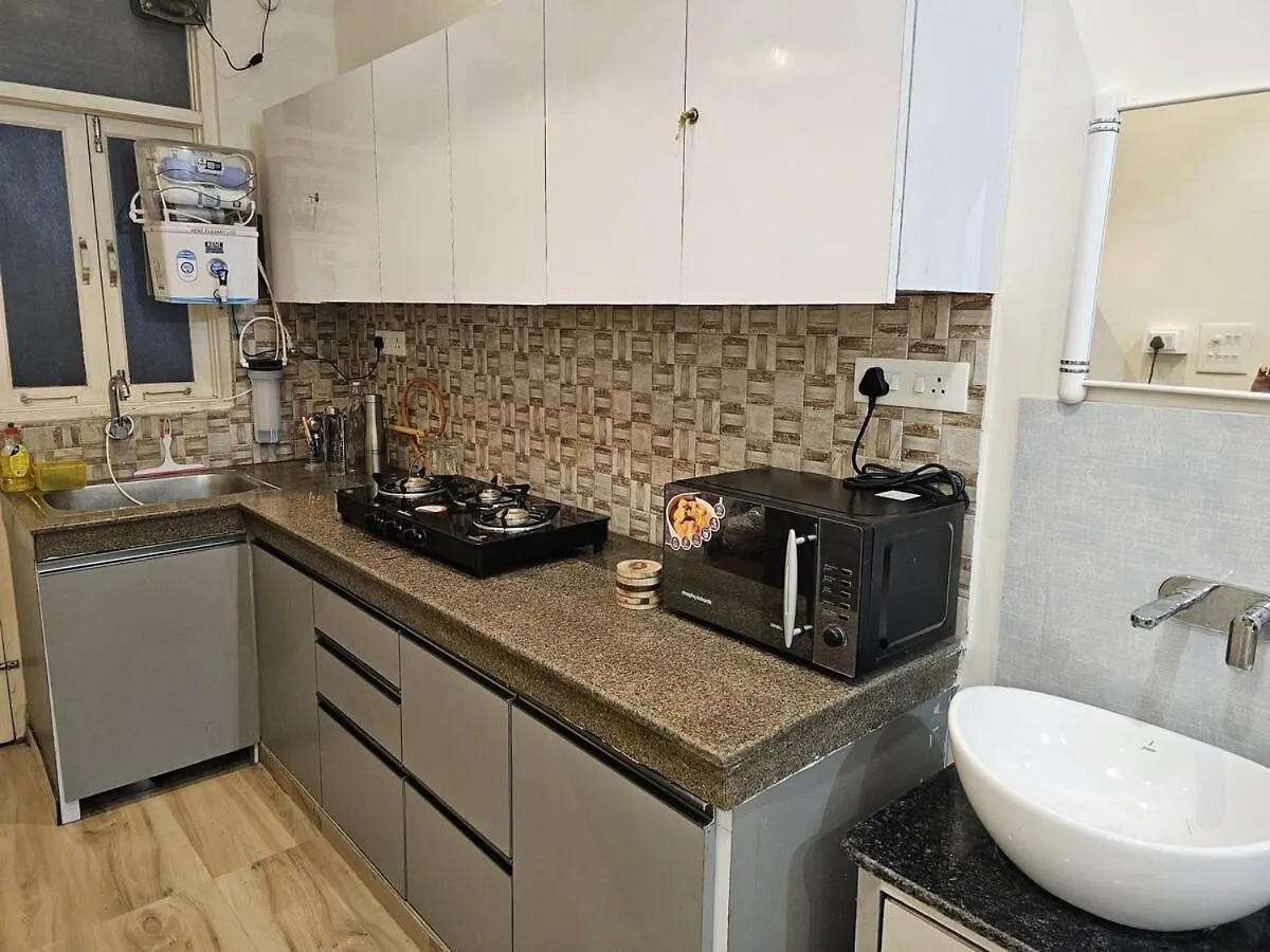 Ganga Ghat 2 Bhk Apartment Near Kashi Vishwanath Temple With Parking And Lift Varanasi 0*,